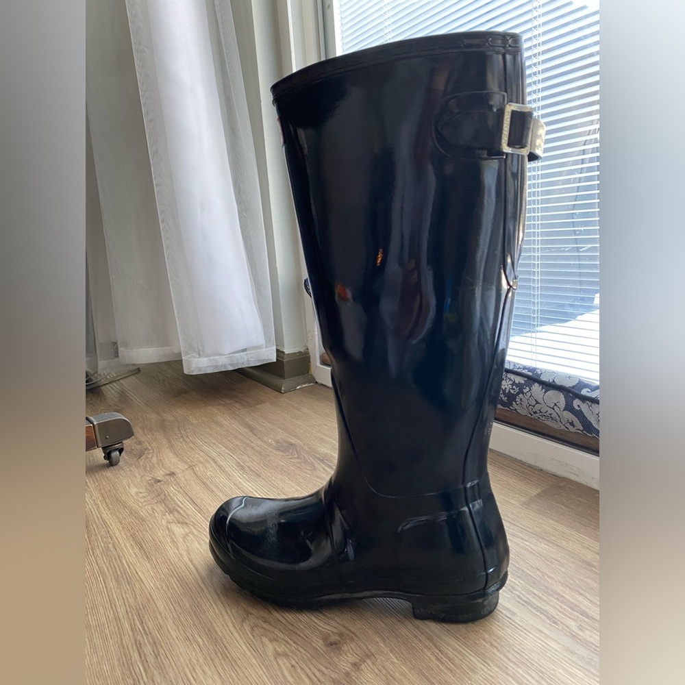 Hunter Black Gloss Rain Boots - Picture 6 of 11